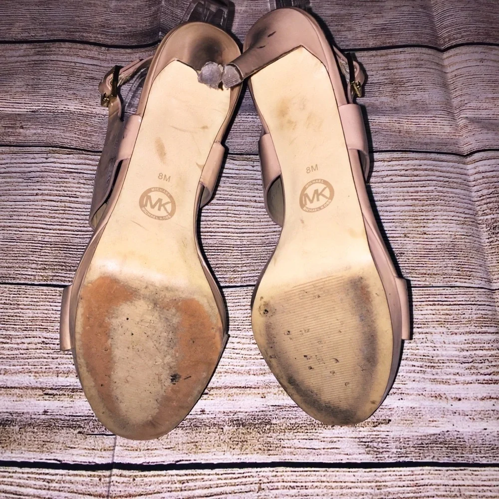 MICHAEL Michael Kors Claudia Nude Heels Size 8